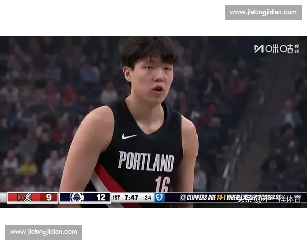 开拓者 107-114 快船 杨瀚森 4 分 20 秒砍 2 分 开拓者 107-114 快船 杨瀚森 4 分 20 秒砍 2 分